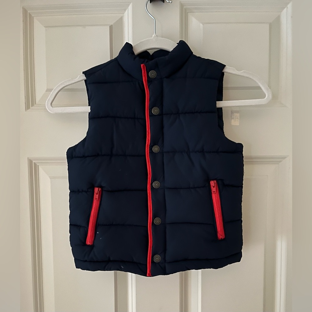 Boy’s Janie and Jack blue puffer vest w/red trim snap closure size 3-4